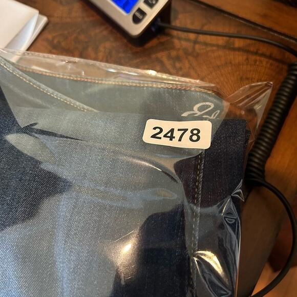 Eddie Bauer Short Womens 12 Blue Elysian Bermuda Shorts NEW - Picture 10 of 10